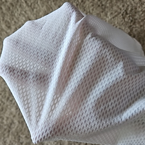 Under Armour white tank top, size L - Picture 8 of 8